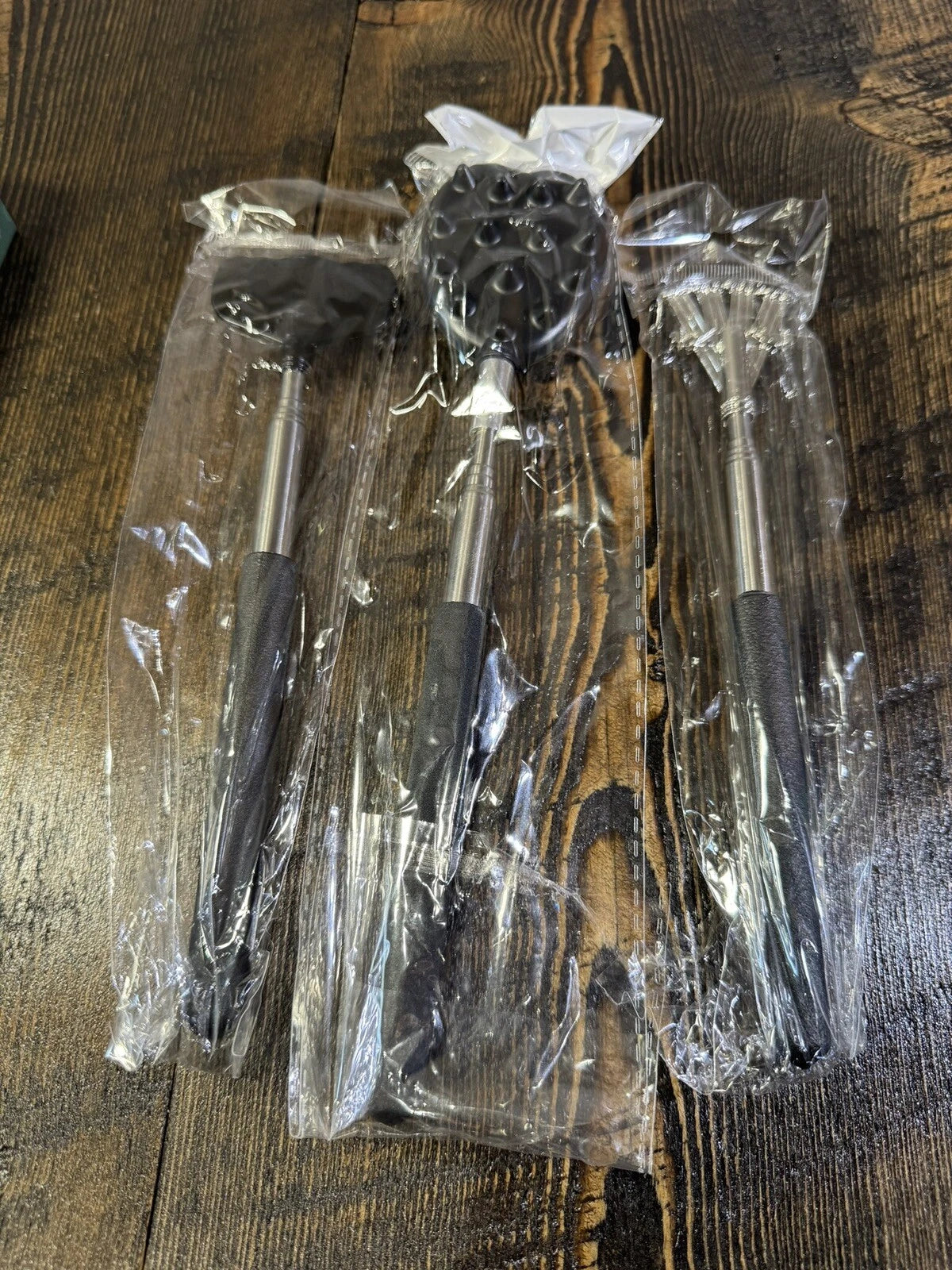 3 Piece Back Scratcher Set Extendable Metal Telescoping Gift Scratch Tool