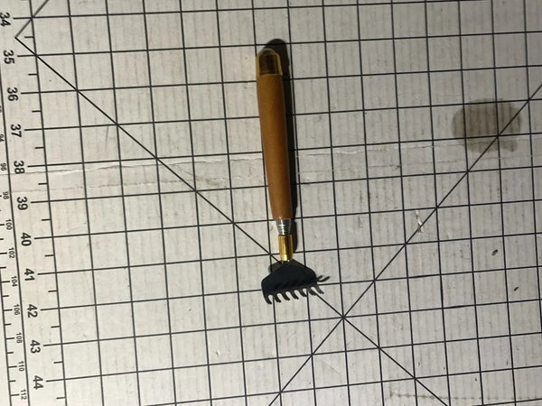 6 inch Stainless Steel Telescopic Back Scratcher Claw Massager Wood Handle B488