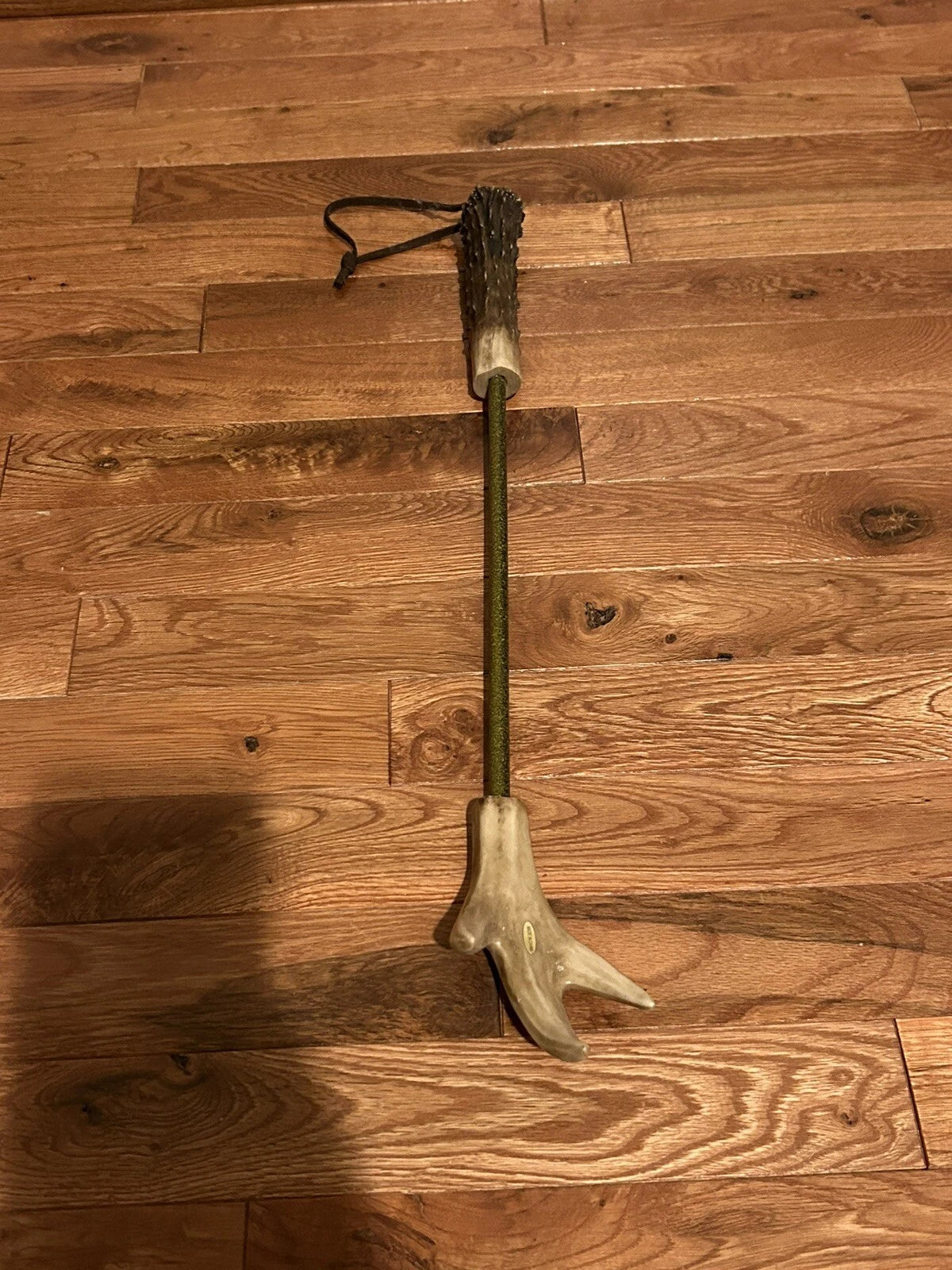 Back Scratcher Faux Antler Rivers Edge Leather Strap Northwoods Cabin Hunting