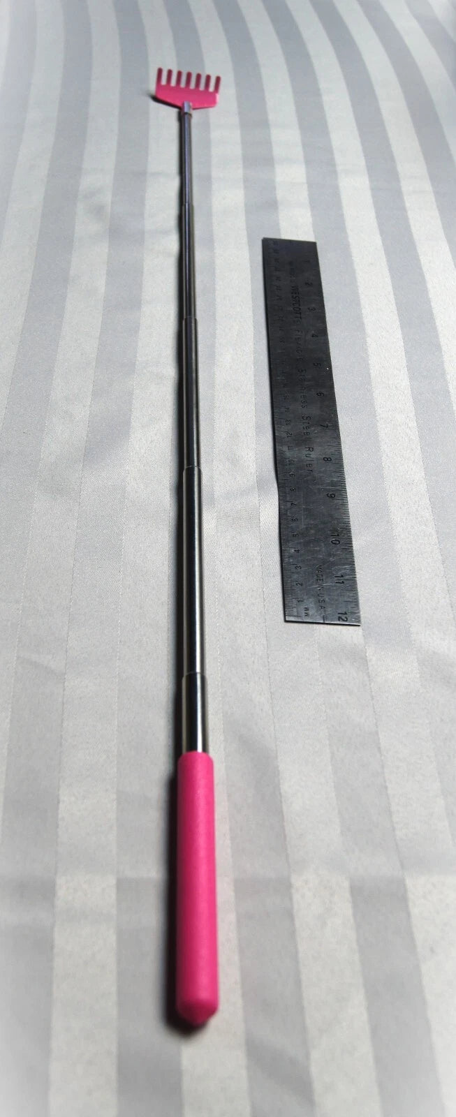 PINK Telescoping Back-Scratcher Rake Style Rubber Handle NEW