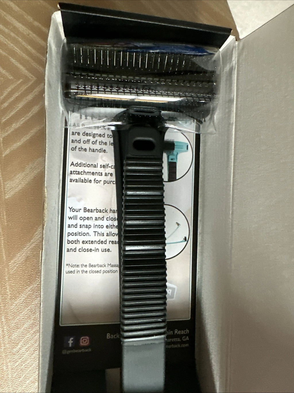 BEARBACK  Extendable Back & Body Scratcher~Ergonomic Handle~Gentle on Skin~NEW