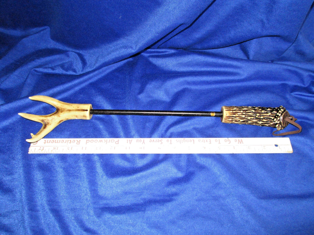 UNIQUE  LIKE ANIMAL BONES *HEAVY*  DUTY 18 INCH BACK SCRATCHER LEATHER HANGER