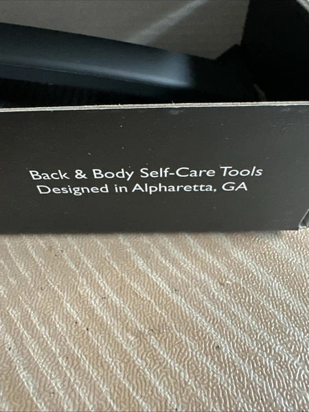 BEARBACK  Extendable Back & Body Scratcher~Ergonomic Handle~Gentle on Skin~NEW