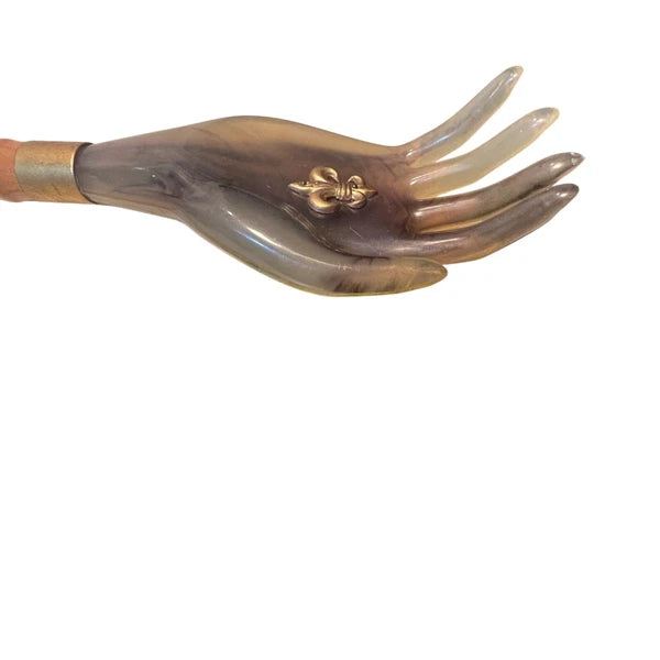 Vtg lucite & Bamboo Hand-Shaped Back Scratcher With Fleur-De-Lis Accent